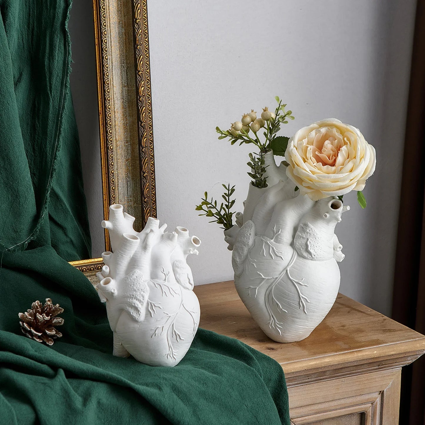 Heart Vase Dry Pot Art Vase Human Statue Container Simulated Anatomy Heart Vase Decorative Gift Valentine's Day Gift