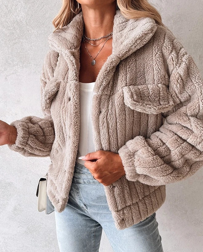 Woman Fashion Teddy Jacket New Winter Women's Thicken Casual Long Sleeves Turn-Down Collar Buttoned Coats Temperament Commuting