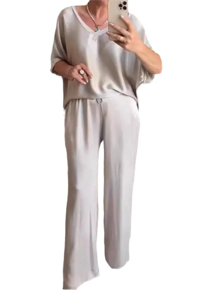 Chic Women 2-piece Set, Satin Loose Fitting Suit, Short Sleeved T-shirt, 2 Pairs Of Pants, Summer Conjuntos Para Mujeres 2 Pieza