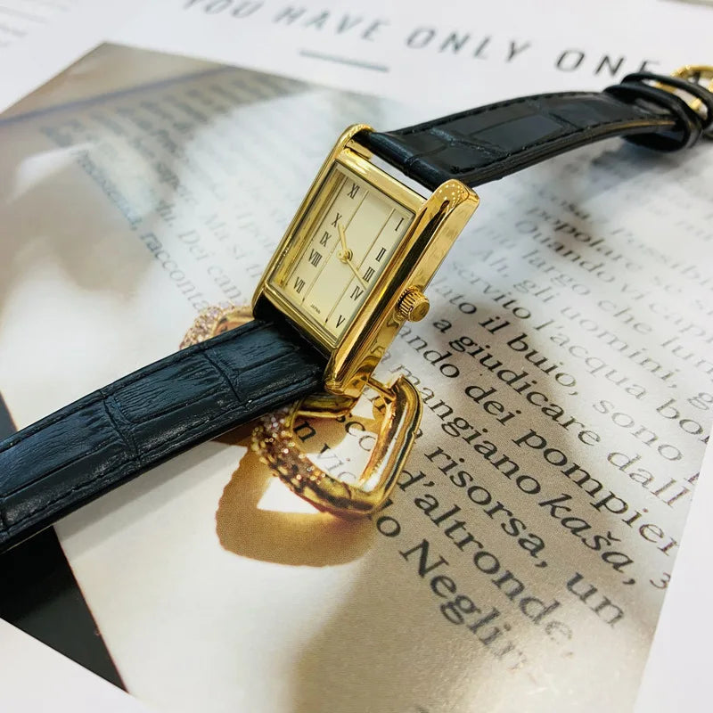 2024 New Women's Watch Quartz Watch Vintage Gold Plated Roman Number H dial Leather strap Women's bracelet clock gifts for Lover